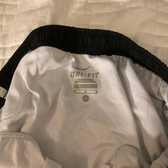 Nike Tempo Running Shorts - Picture 3 of 3